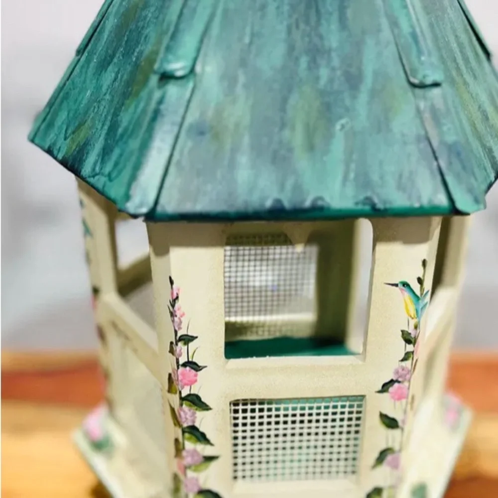The Kathy Hatch Collection 2001 Wood Birdhouse 13.5x8”